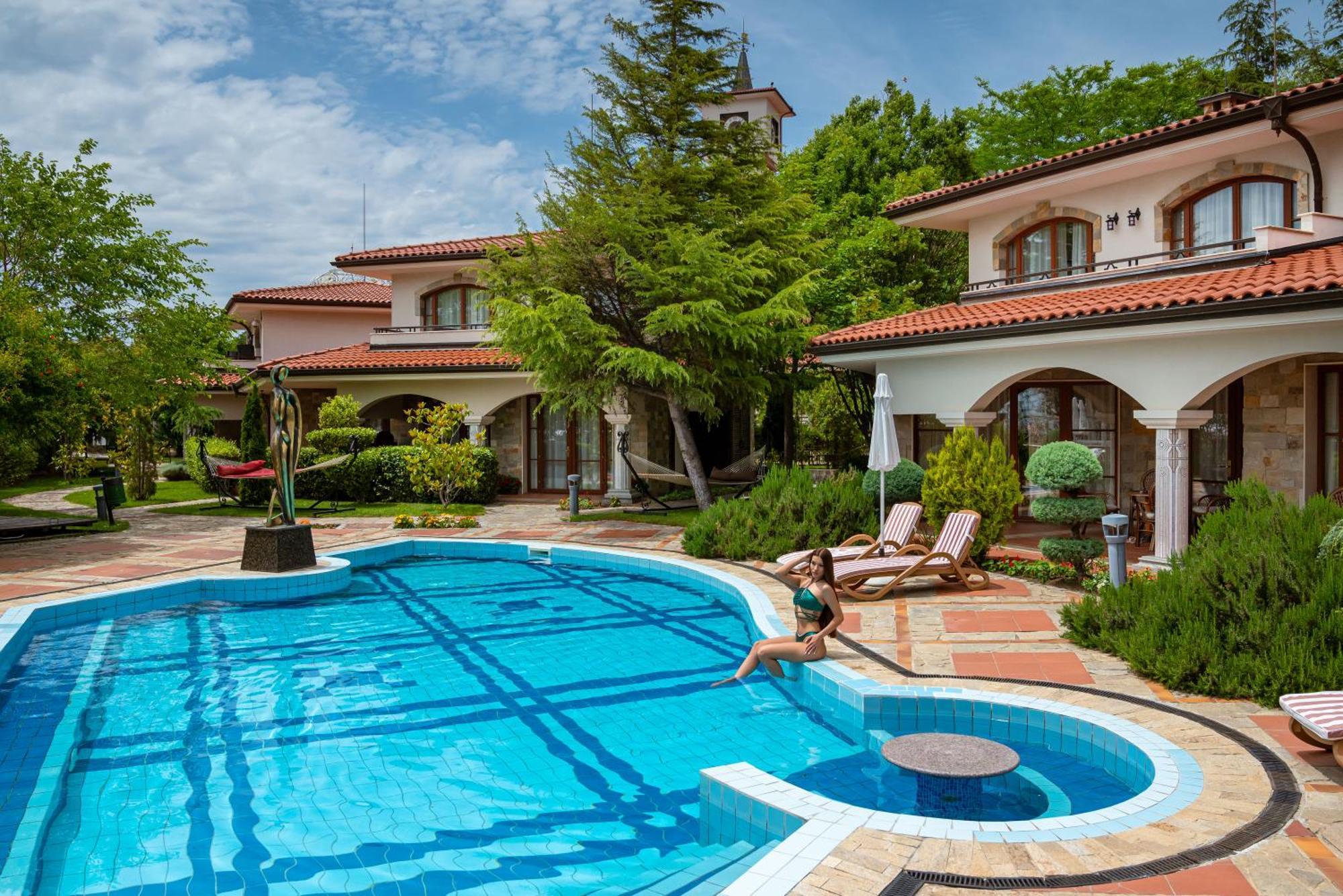 Helena Vip Villas And Suites Солнечный берег Экстерьер фото