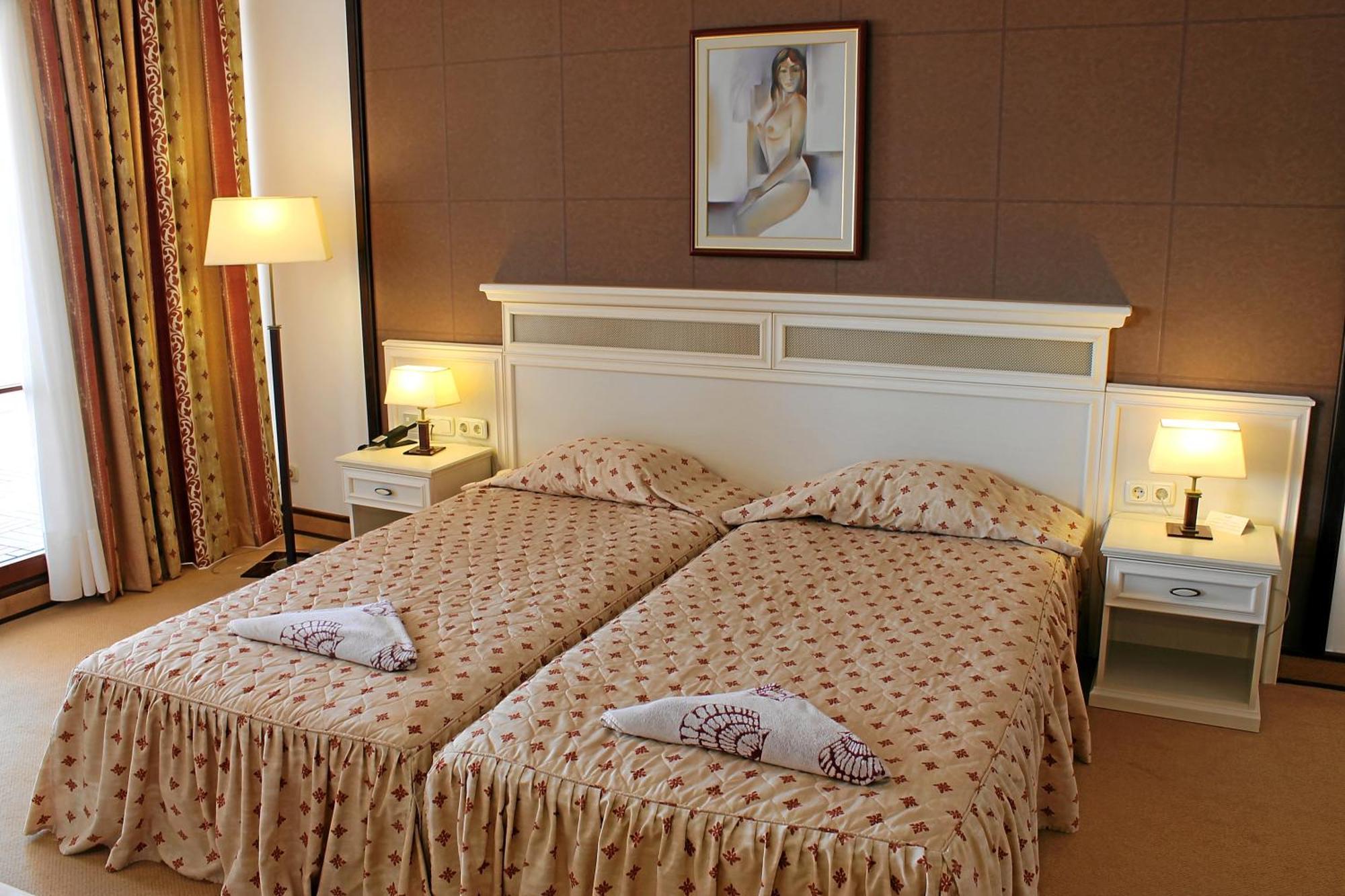 Helena Vip Villas And Suites Солнечный берег Экстерьер фото