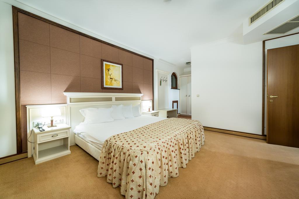 Helena Vip Villas And Suites Солнечный берег Экстерьер фото