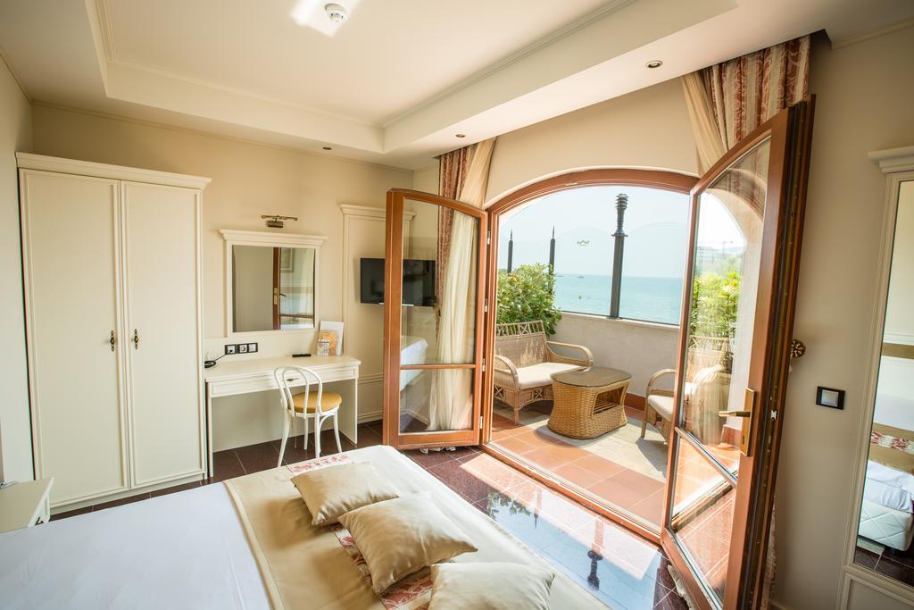 Helena Vip Villas And Suites Солнечный берег Экстерьер фото