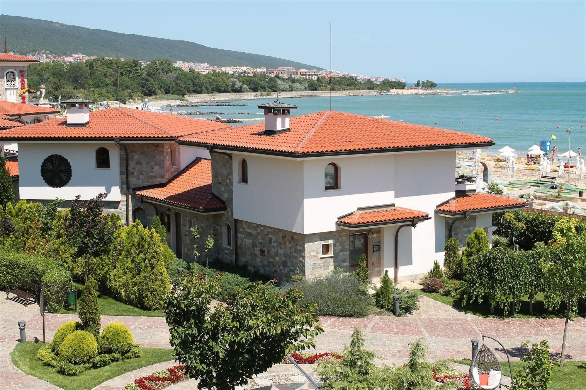 Helena Vip Villas And Suites Солнечный берег Экстерьер фото